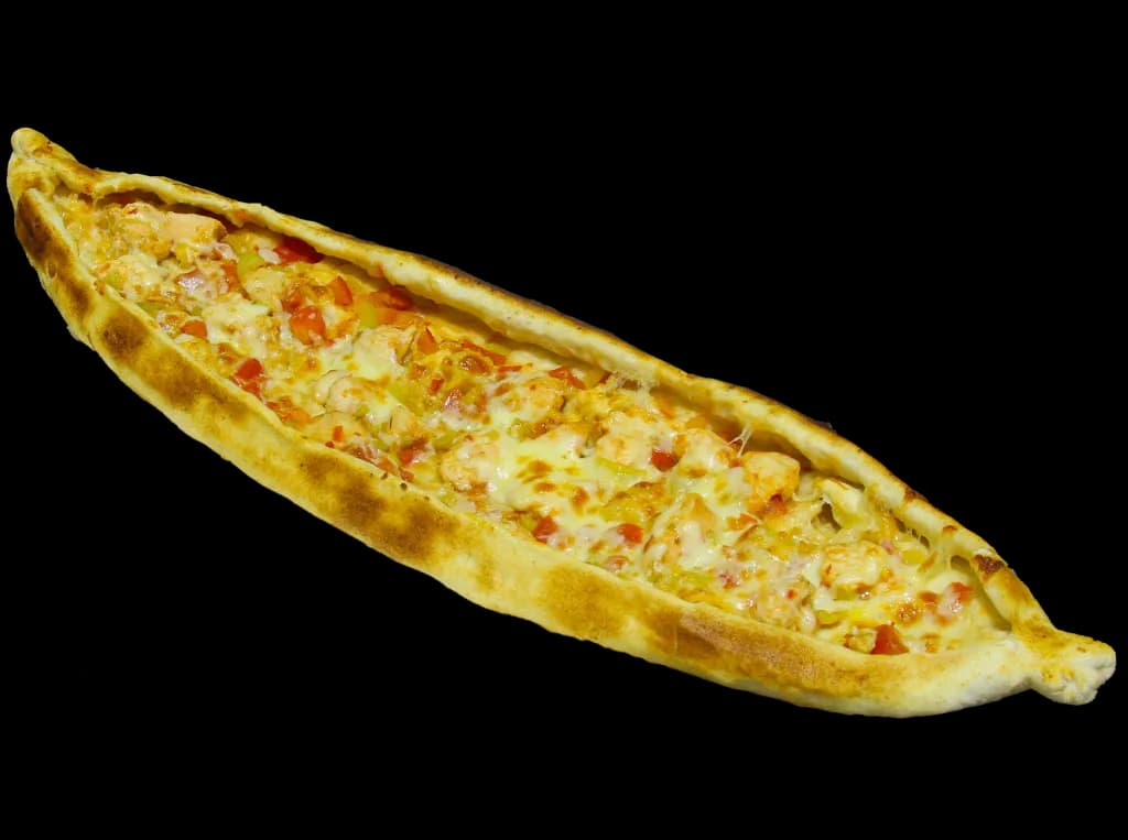 Tavuklu Kaşarlı Pide